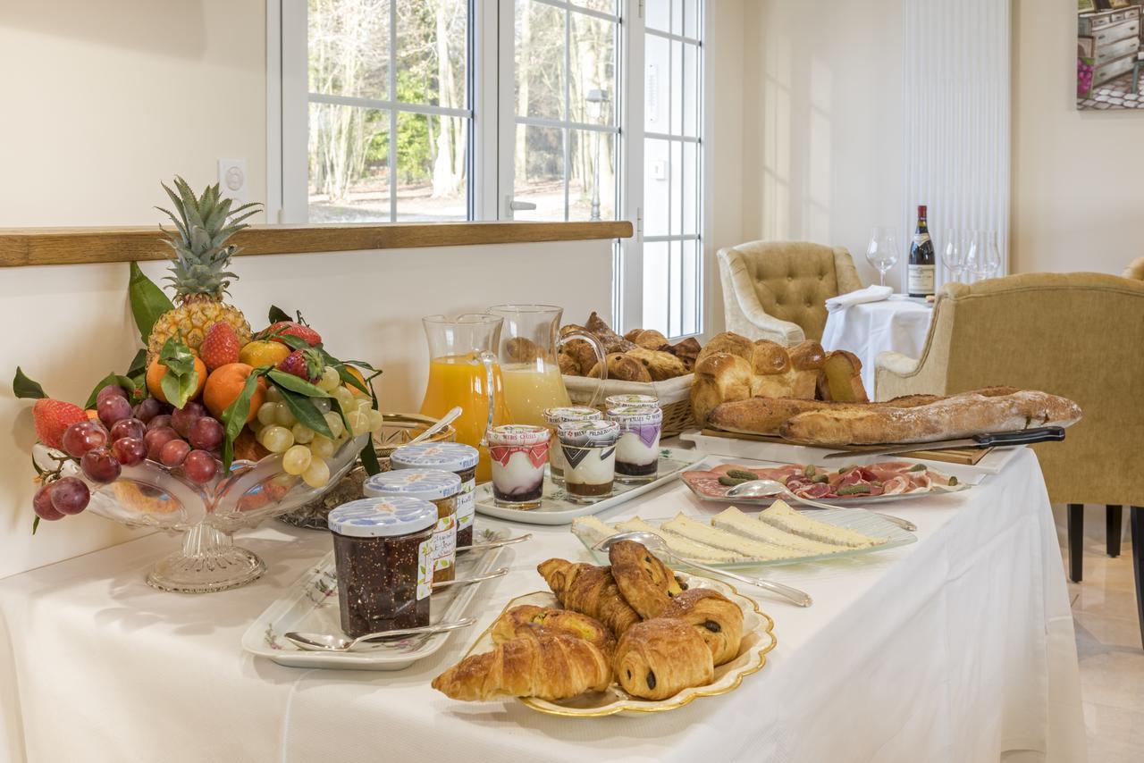 Domaine Du Bois Des Anges Bed & Breakfast Germigny-l'Eveque Exterior photo