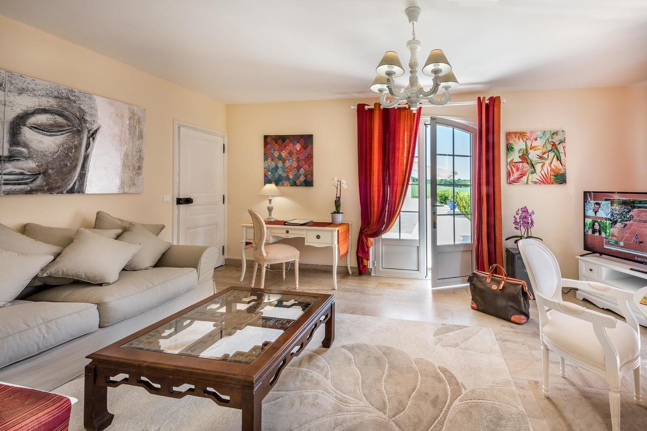 Domaine Du Bois Des Anges Bed & Breakfast Germigny-l'Eveque Exterior photo