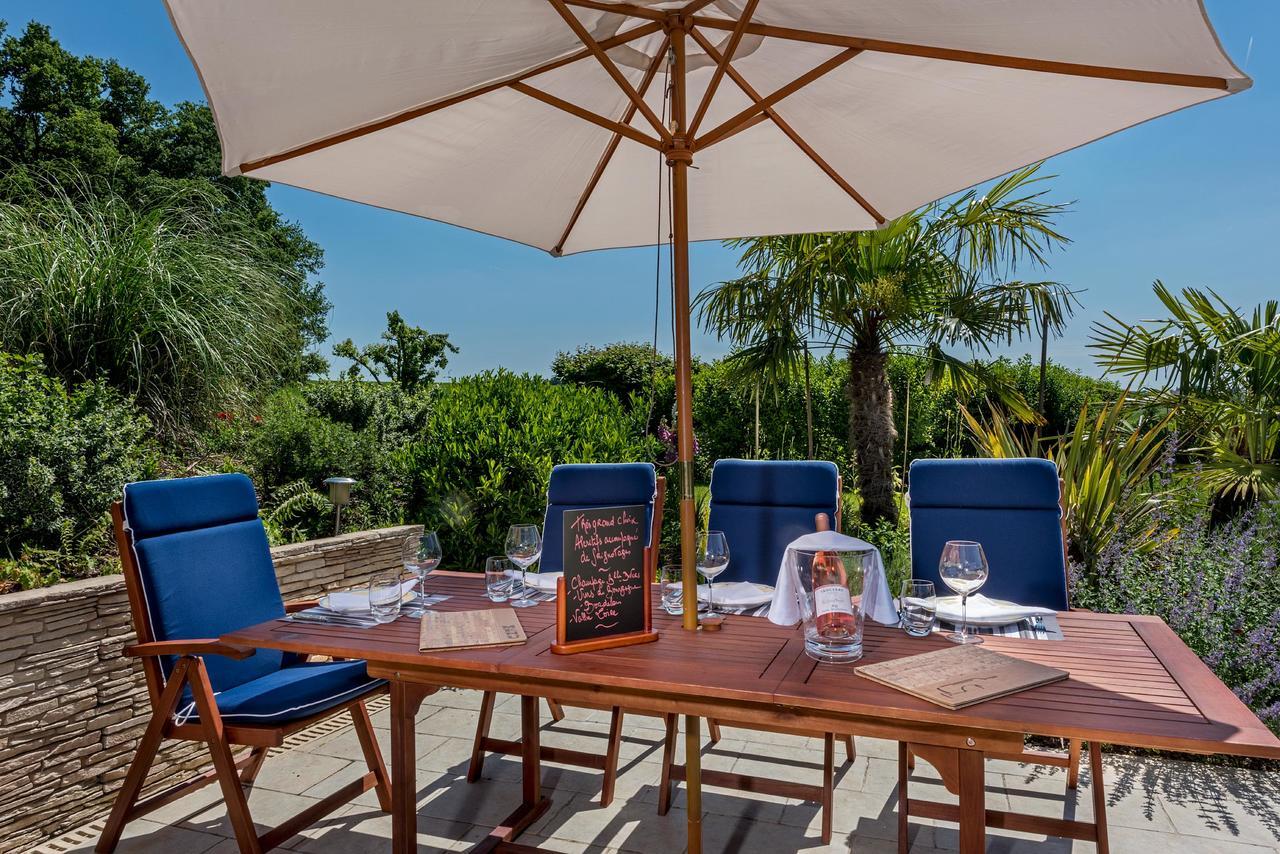 Domaine Du Bois Des Anges Bed & Breakfast Germigny-l'Eveque Exterior photo