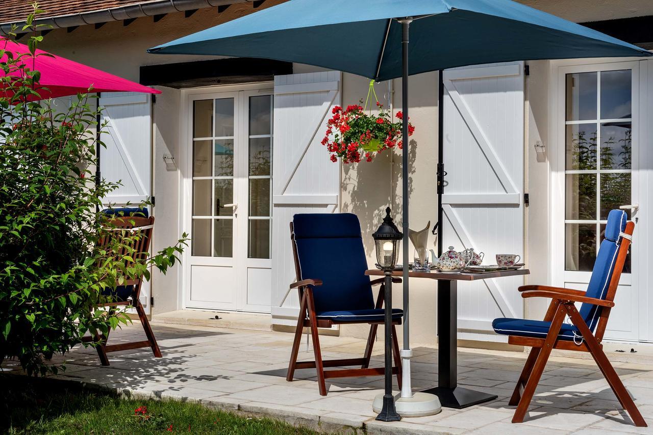 Domaine Du Bois Des Anges Bed & Breakfast Germigny-l'Eveque Exterior photo